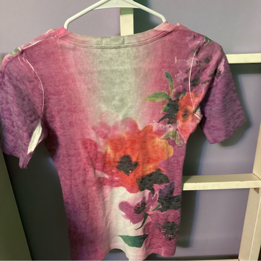 Cache v neck tee - Picture 4 of 5